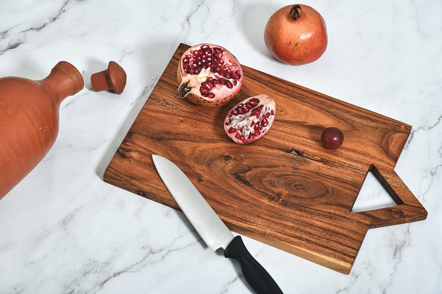 Affinity Decor Acacia Wood Cutting Board for kitchen Chopping Boards, Wooden Platter with Handle, Butcher Block, Natural Cheese Serving Plate (Trirect Board 14"L x 9"W)