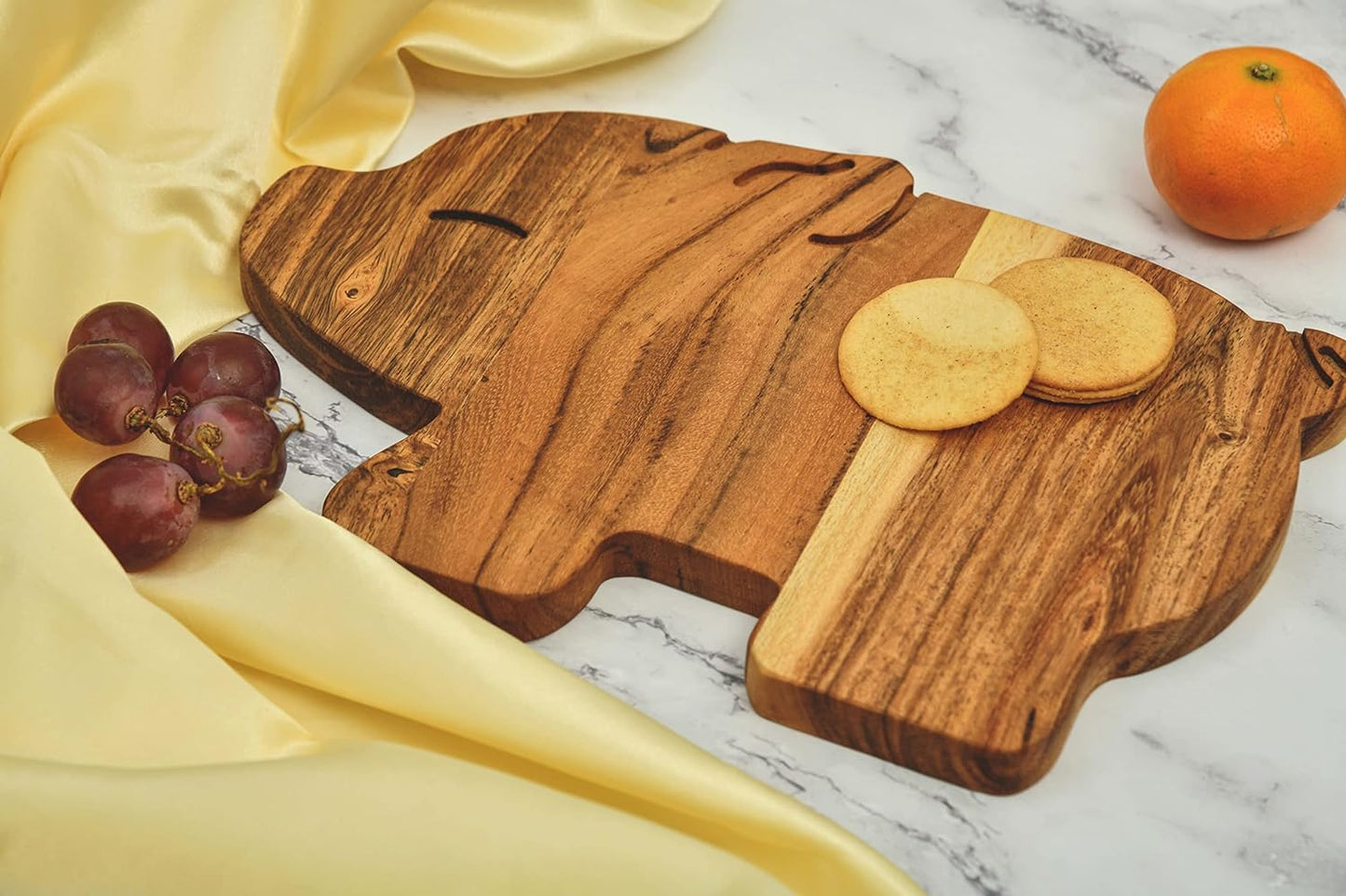 Affinity Decor Acacia Shaped Wood Cutting Board for Kitchen Wooden Chopping Butcher Block for Cheese Halloween Christmas Gift (Piglet Board 11"L x 7"W)