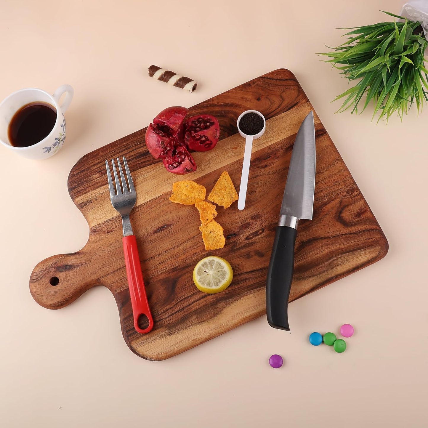 Affinity Decor Cutting Board Series, Acacia Wood Cutting Boards for Kitchen, Wooden Serving Charcuterie Board, Organic Wood Board, Ideal for Chopping Meat, Fruits, Cheese 14"x9.5"