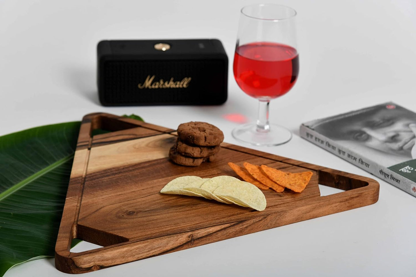 Affinity Decor Organic Acacia kitchen Cutting Chopping Board Platter Wine Holder with Handles for Butcher Block Cheese and Vegetables Fruit & Salad (Set of 2 Triangle Board 14"L x 13" W, 10"L x 11"W)