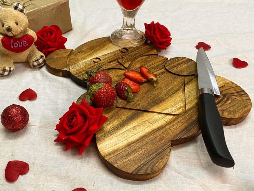 Valentine's Day Gift Organic Acacia kitchen Cutting Chopping Charcuterie Board Platter Butcher Block for Cheese and Vegetables (Teddy Bear Board 10.7"L x 9.1"W)